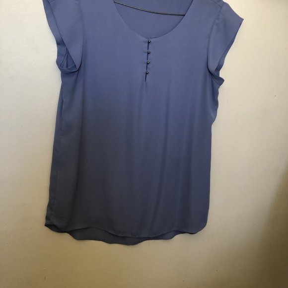 tops - Picture 1 of 16